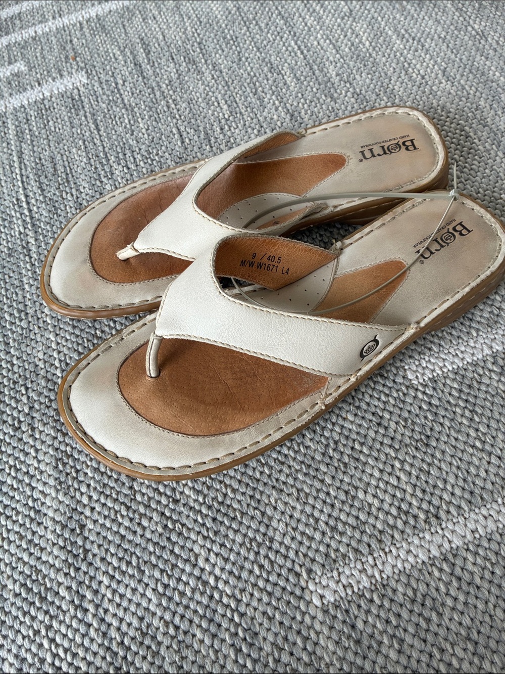Born White Leather Thong Sandals with Tan Footbed